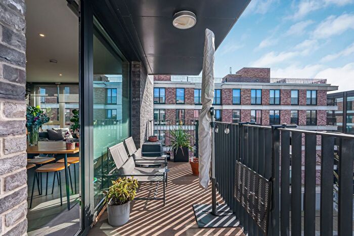 2 Bedroom Flat For Sale In Smoke House, Fish Island, E3