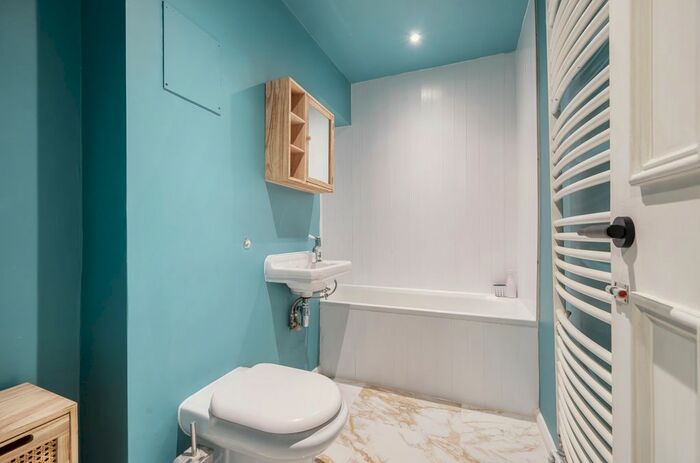 1 Bedroom Flat For Sale In Cromwell Grove, London, W6