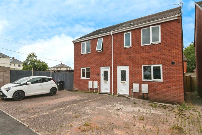 2 Bedroom Semi-Detached House For Sale In Market Place, Willand, Cullompton, EX15