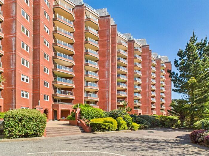 2 Bedroom Apartment For Sale In Manor Road, Bournemouth, Dorset, BH1
