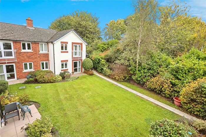 2 Bedroom Apartment For Sale In Owen Court, Sutton Coldfield, B75