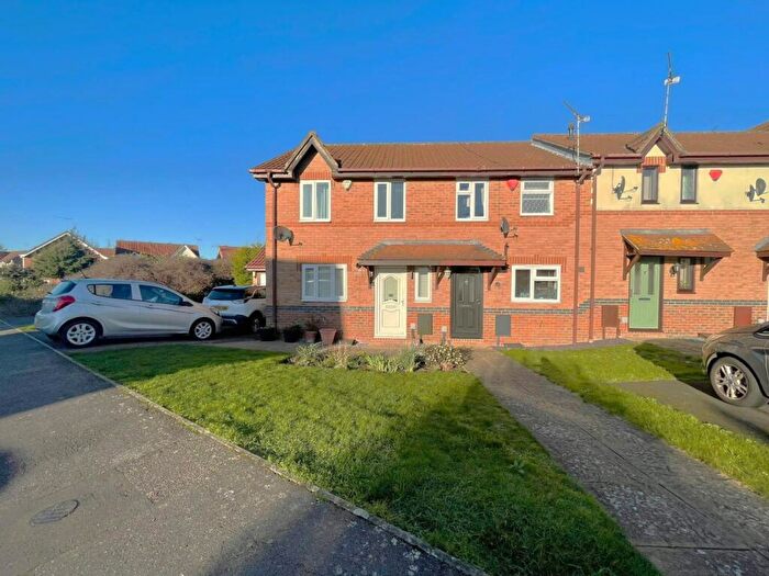 2 Bedroom Terraced House To Rent In Ten Acre Way, Rainham, Kent, ME8