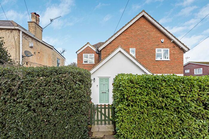 4 Bedroom Detached House For Sale In High Street, Codicote, Hitchin, SG4