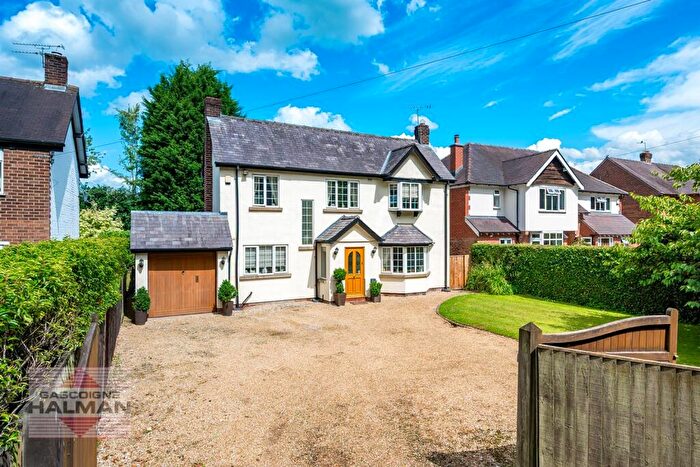 4 Bedroom Detached House For Sale In Altrincham Road, Wilmslow, SK9