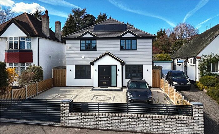 5 Bedroom Detached House For Sale In Tubbenden Lane, Orpington, BR6