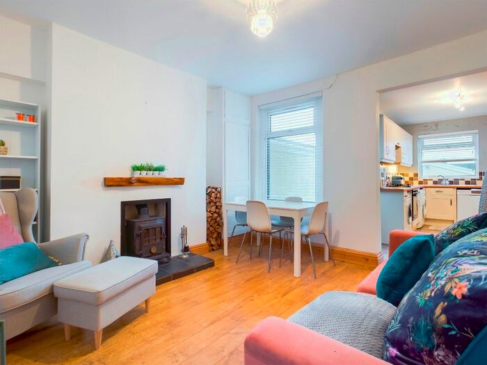 3 Bedroom Terraced House To Rent In Killan Road, Dunvant, Swansea, SA2