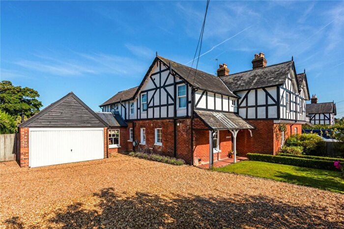 5 Bedroom Semi-Detached House For Sale In Station Road, Soberton, Southampton, Hampshire, SO32