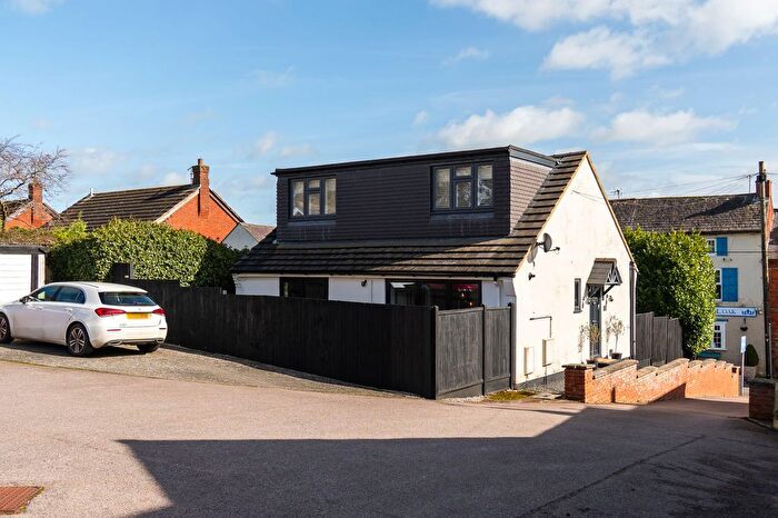 4 Bedroom Detached House For Sale In High Street, Great Glen, LE8