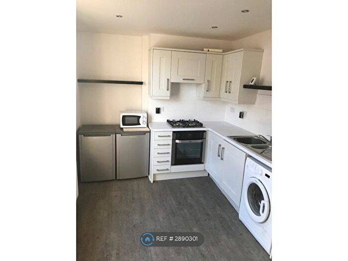 1 Bedroom Flat To Rent In Church Street, Lutterworth, LE17