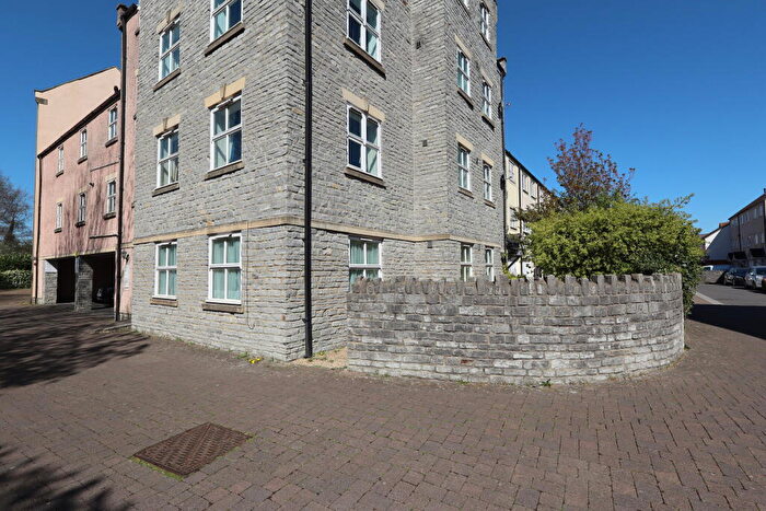 2 Bedroom Flat For Sale In Sheldon Mill, Wells, BA5