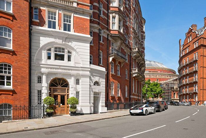 5 Bedroom Flat For Sale In Prince Consort Road, South Kensington, SW7