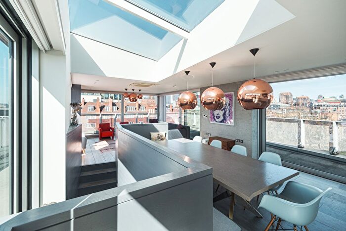 5 Bedroom Flat For Sale In The Lantern, Borough, SE1