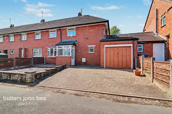3 Bedroom End Of Terrace House For Sale In St James Avenue, Congleton, CW12