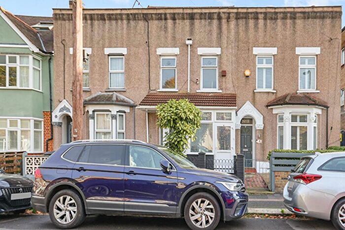 4 Bedroom Terraced House For Sale In Park Road, London, E10