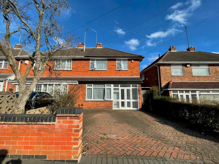 3 Bedroom Semi-Detached House To Rent In Berkswell Road, Coventry, CV6