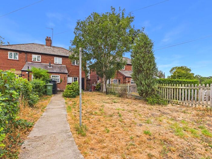 3 Bedroom Semi Detached House For Sale In Brookside, Conington, Cambridgeshire., PE7