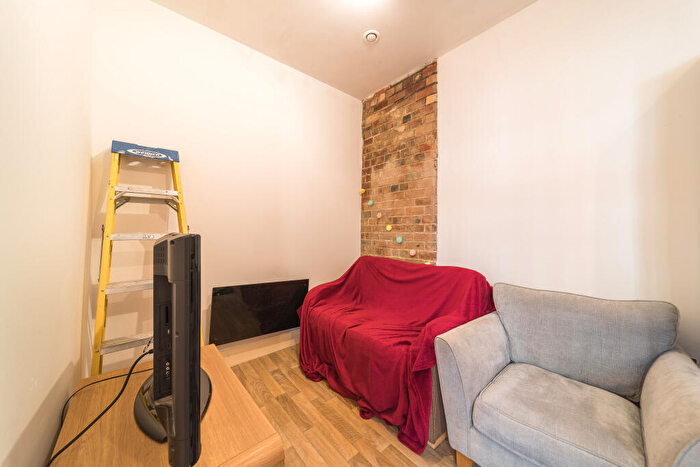 1 Bedroom Apartment For Sale In Apartment, Gibson Works, St. Marys Road, Sheffield, South Yorkshire, S2