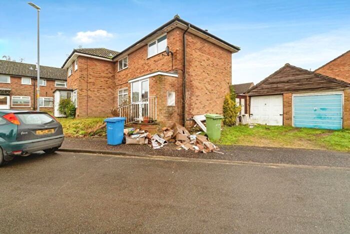 3 Bedroom End Of Terrace House For Sale In Holworthy Road, Norwich, NR5