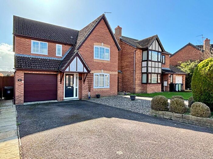 4 Bedroom Detached House For Sale In Lamport Close, Market Deeping, PE6