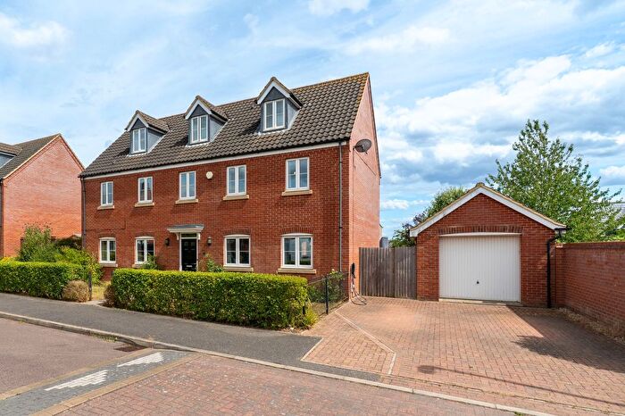 6 Bedroom Detached House For Sale In Bullrush Lane, Great Cambourne, CB23