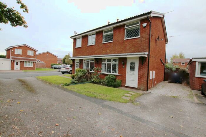 2 Bedroom Semi-Detached House To Rent In Blenheim Close, Lostock Hall, Preston, PR5