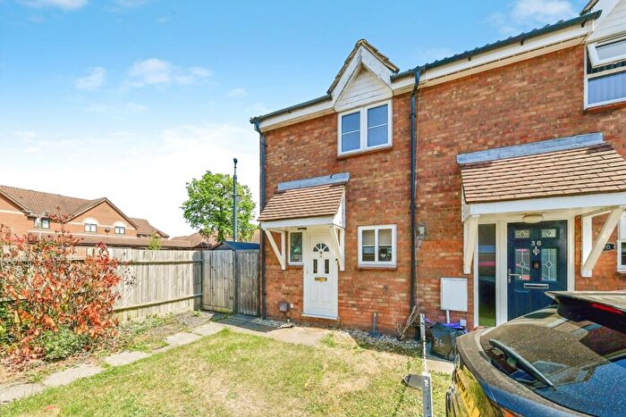 2 Bedroom Semi-Detached House For Sale In The Pastures, Stevenage, Hertfordshire, SG2