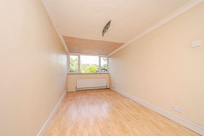 3 Bedroom End Of Terrace House For Sale In Oxford Close, Great Cornard, Sudbury, CO10