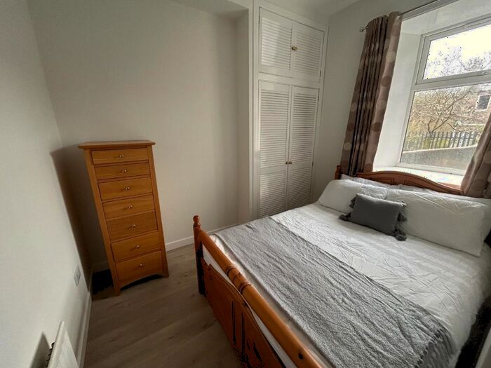 1 Bedroom Flat To Rent In Whitehall Place, West End, Aberdeen, AB25