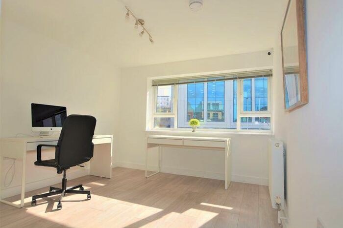 2 Bedroom Flat To Rent In Brand New Bedroom Apartment, SL1