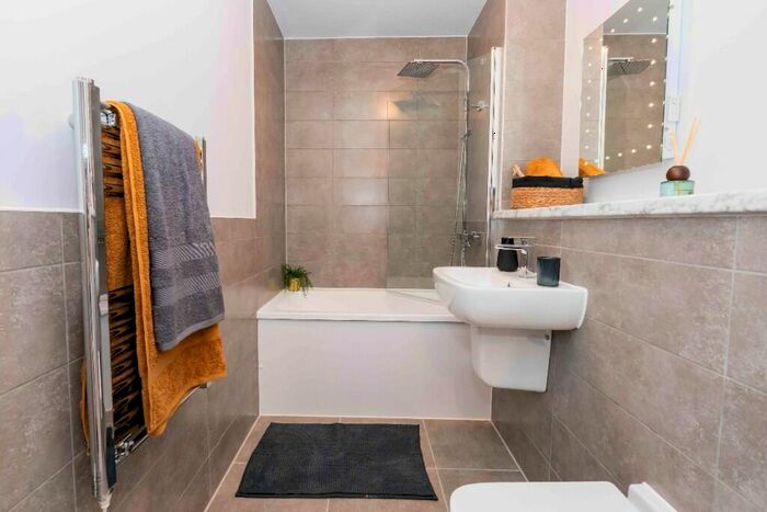 1 Bedroom Apartment To Rent In One Baltic Square Grafton Street, Liverpool, Merseyside, L8