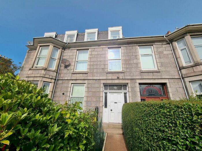 2 Bedroom Flat To Rent In Westburn Road, Rosemount, Aberdeen, AB25