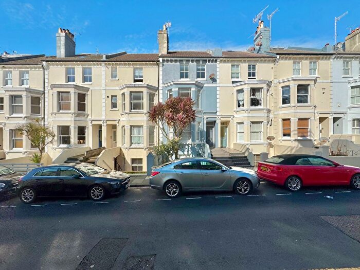 1 Bedroom Flat To Rent In Lansdowne Street, Hove, BN3