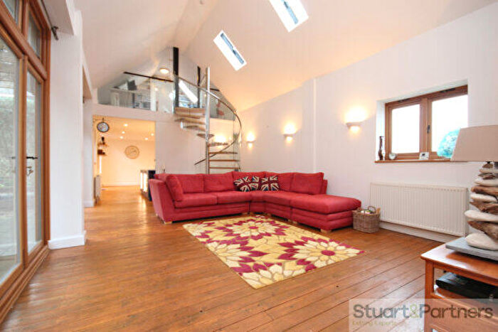 3 Bedroom Coach House To Rent In Stanford Avenue Hassocks, BN6