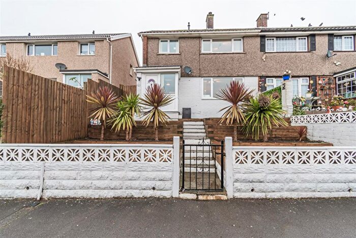 3 Bedroom Semi Detached House For Sale In Whitewell Road, Barry, CF62