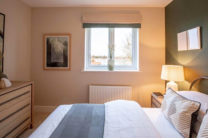 3 Bedroom Semi-Detached House For Sale In Faversham Lakes, Faversham, ME13