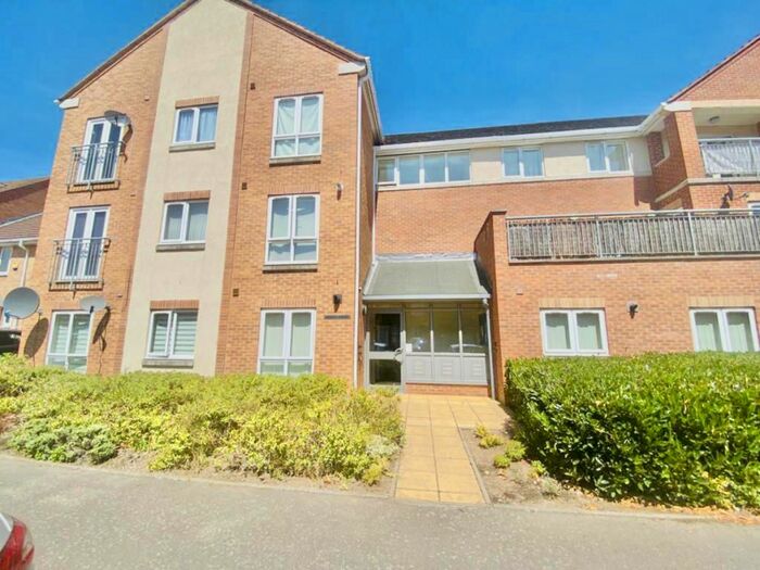 2 Bedroom Flat To Rent In Aesops Court, Valley Road, Stoke Heath, Coventry, CV2