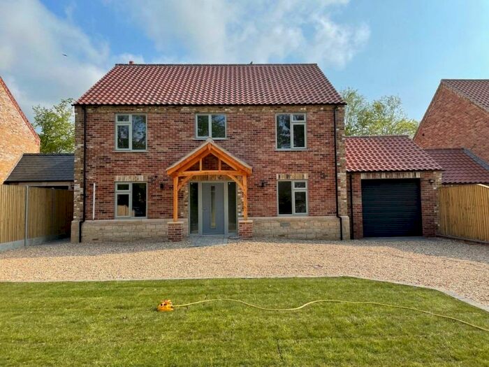 4 Bedroom Detached House For Sale In Station Road, Helpringham, Sleaford, NG34