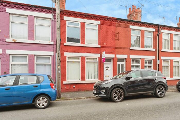 3 Bedroom Terraced House For Sale In Holly Road, Ellesmere Port, CH65