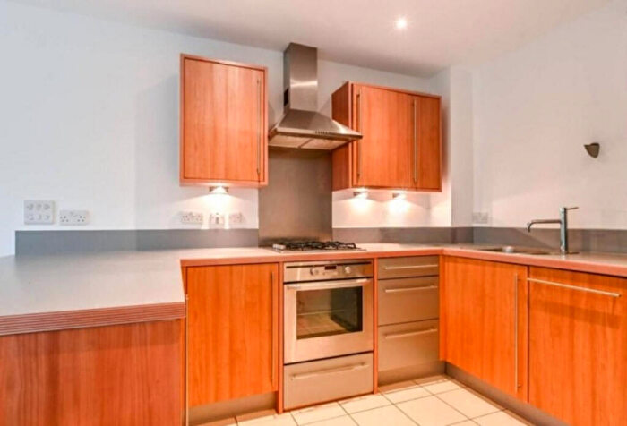 1 Bedroom Apartment To Rent In Garand Court, London, N7