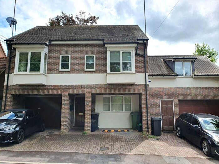 2 Bedroom House To Rent In Newbury Street, Kintbury, Hungerford, RG17