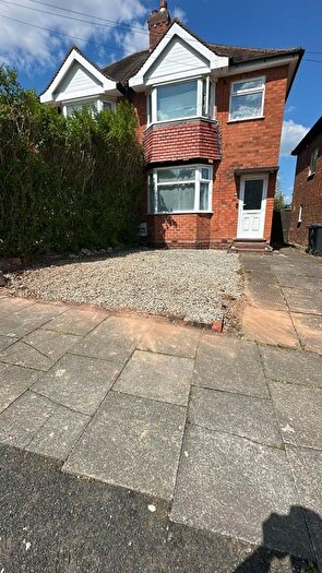 3 Bedroom Terraced House To Rent In Thurlestone Road, Birmingham, B31