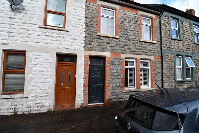 2 Bedroom Terraced House To Rent In High Street, Barry, CF62
