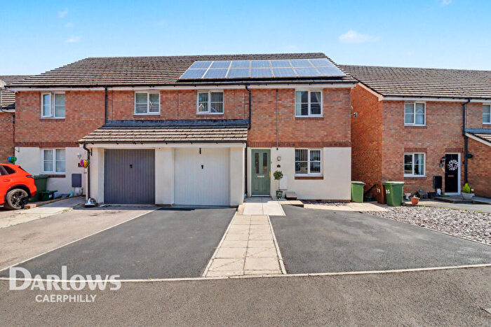 5 Bedroom Semi-Detached House For Sale In Dan Y Meio, Caerphilly, CF83