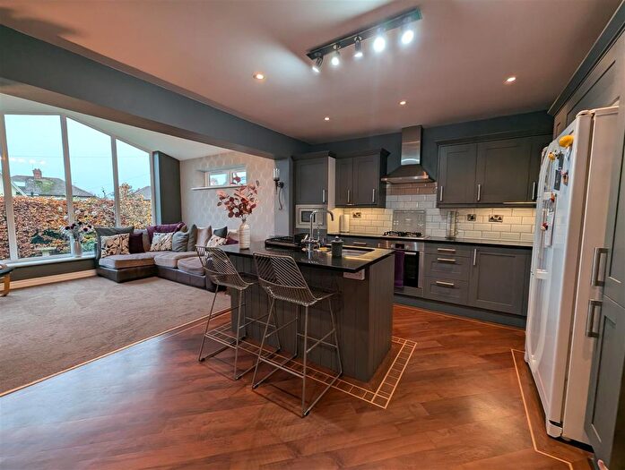 4 Bedroom Detached House For Sale In Thornfield Road, Darlington, DL3