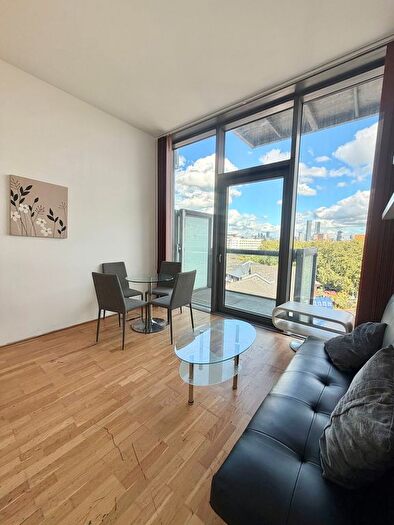 1 Bedroom Flat To Rent In Clippers Quay, Salford, M50