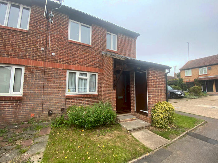 1 Bedroom Maisonette To Rent In Taylor Close, Orpington, BR6