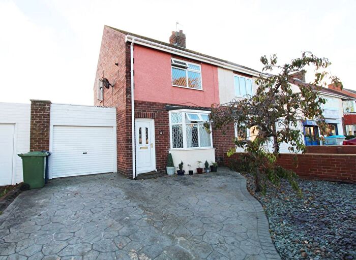 2 Bedroom Property To Rent In Eden Villas, Washington, NE38