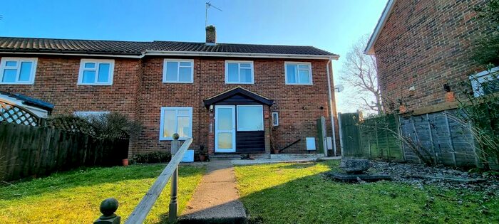 3 Bedroom Semi-Detached House To Rent In Rosedale, Welwyn Garden City, AL7