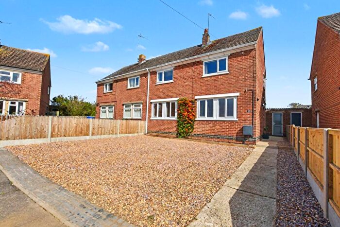 3 Bedroom Semi Detached House For Sale In Carey Road, Hackleton, Northampton, NN7