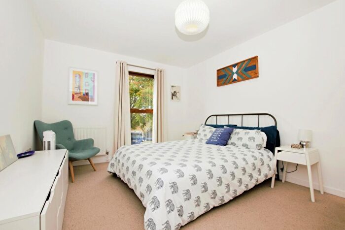 1 Bedroom Flat To Rent In Enid Street Bermondsey, SE16